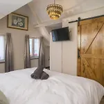 Harmony Room At The Best Location